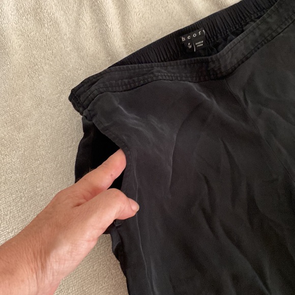 Theory 100% silk thin joggers with pockets. Simply beautiful & so comfy - Picture 4 of 13